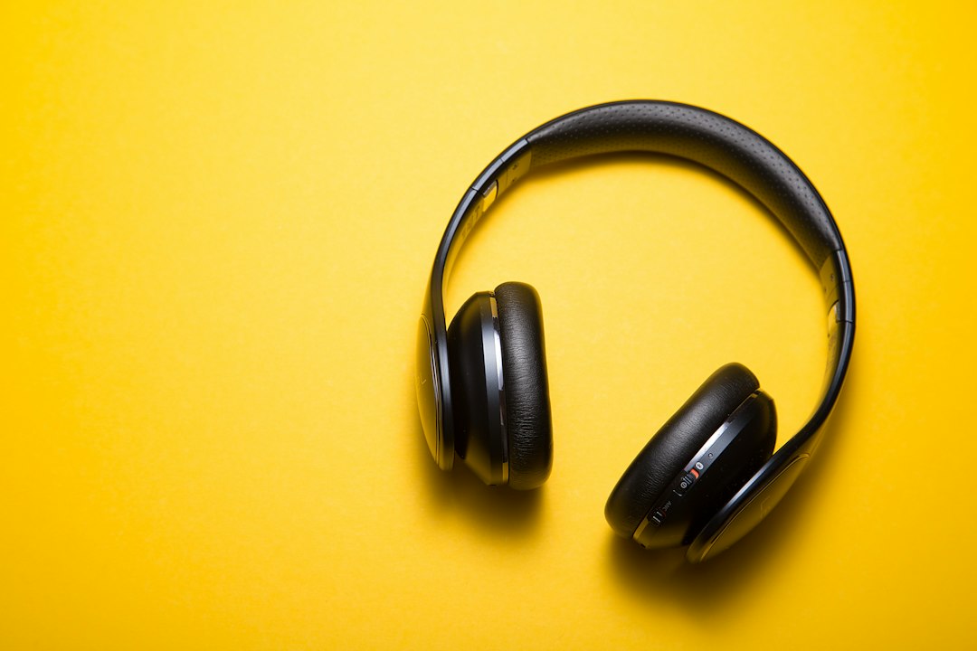 Acoustic Wireless ANC Headphones
